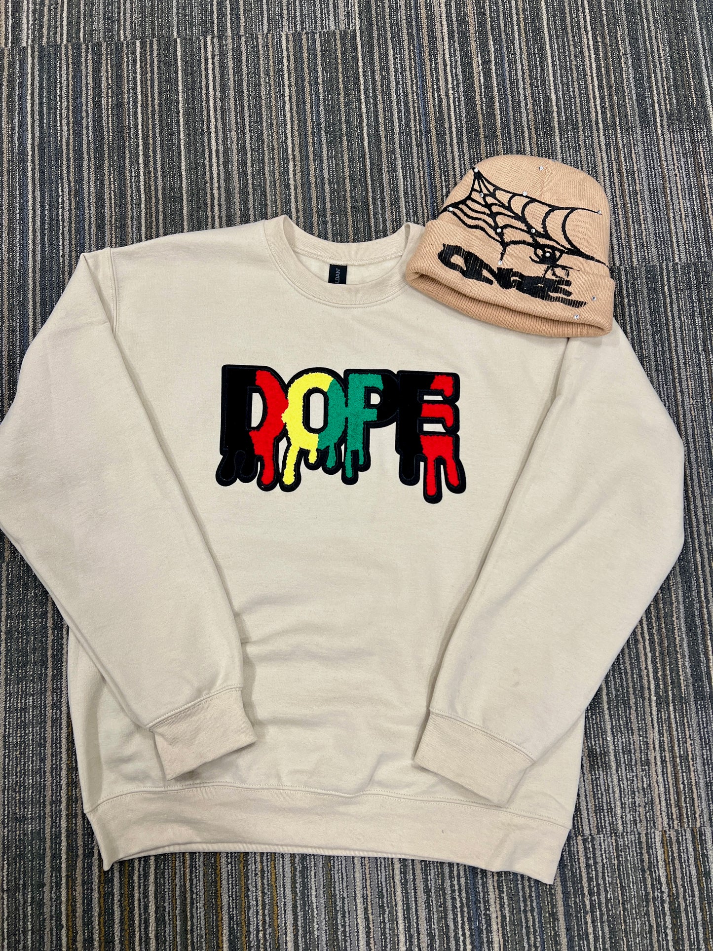 DOPE Pan-African Embroidered Crewneck | 1176